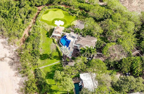 Playa Langosta Villa | Experience Luxury at Guanacaste Province 1000