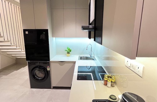 Gurugram Apartamento | Luxe Duplex Studio apartment in Gurugram