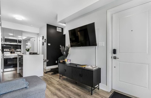 Niagara Falls Apartamento | Luxe 1BR Condo Suite| 4 Mins to the Falls/Casino