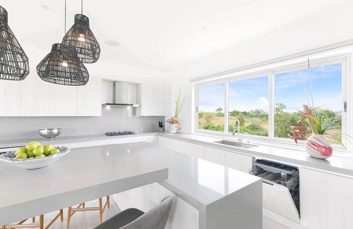 Moo 5 Villa | Premium Penthouse 8 Ocean Views Fabulous Sunsets Infinity Pool Games Room Gym