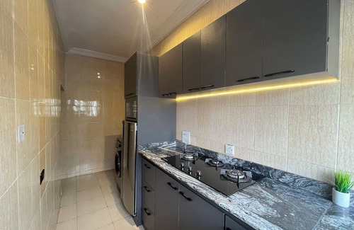 Bouvet Island Apartamento | Exclusive 2-bedroom apartment with 24/7 Electricity, AC and on-site security