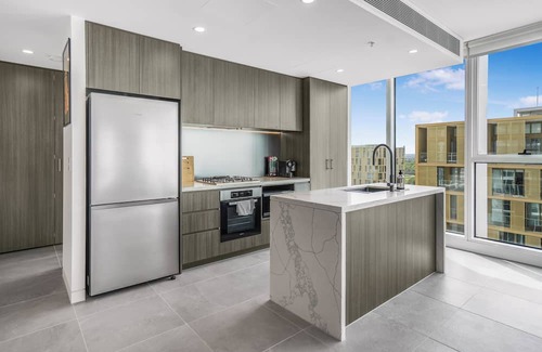 Sydney Olympic Park Apartamento | New Luxorius Panoramic 2BR Apartment next to Accor Stadium