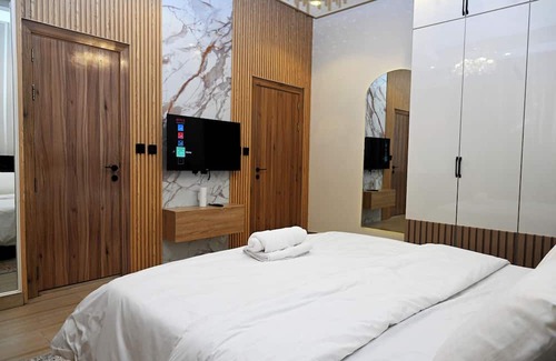 Oshodi-Isolo Apartamento | Techsphere Apartment with 2 bedrooms: 10 minutes from the Airport