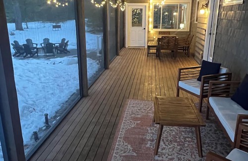 Center Conway Casa | 3-bedroom house on 40 acres in peaceful Conway with WiFi, AC