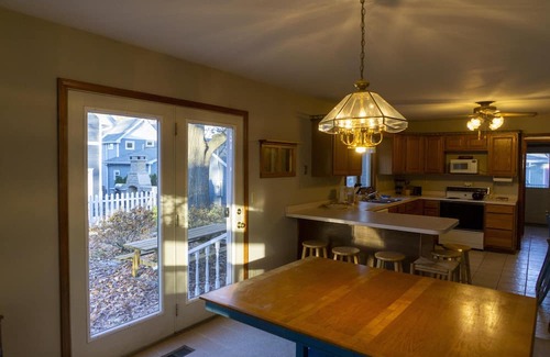 Lakeside Cabaña | 327 Elm Ave in Lakeside