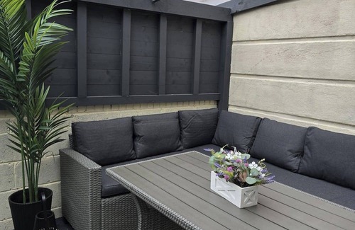 Ongar Casa | Dublin - 3 Bedroom Cosy Home - Sleeps Max 7