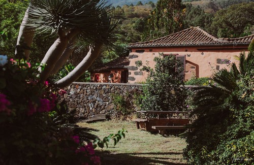 Brena Alta Chalet De Esquí | Tango by Huskalia - Finca El Ingeniero