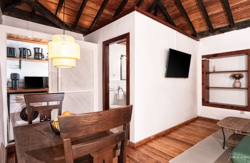 Brena Alta Chalet De Esquí | Tango by Huskalia - Finca El Ingeniero