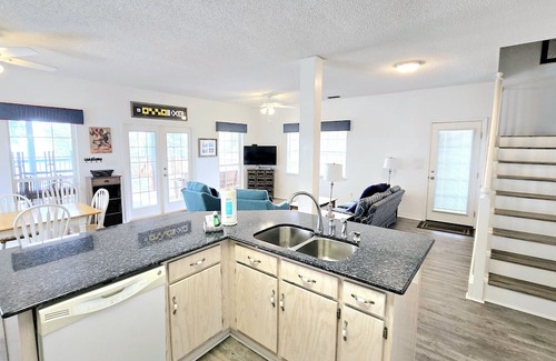 Ono Island Casa | Bear Point Eagles Tide