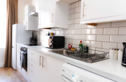 Minehead Apartamento | Minehead Suites | 2 Bed Apartment | Sleeps 5
