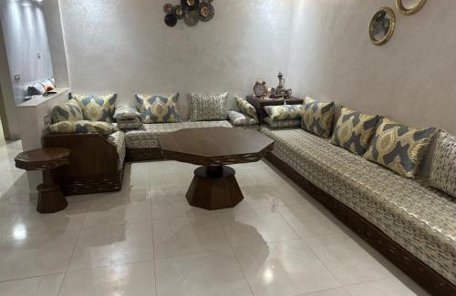 Oulad Azzouz Villa | Villa avec piscine à 7 min de la plage en voiture