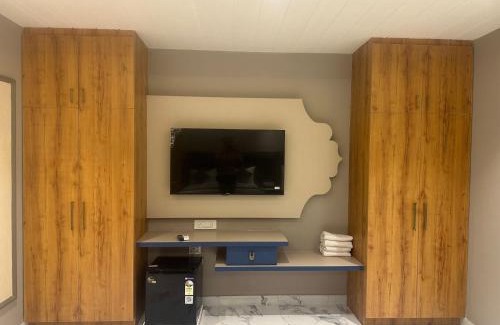 Dausa Casa | Pinky Hotel