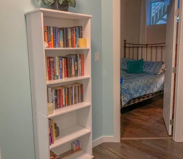 Comox Casa | Windslow Guest Suite at Kye Bay