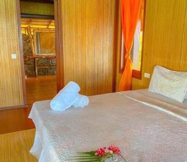 Cook's Bay Casa | Moorea Cooks bay bungalow avec vue imprenable