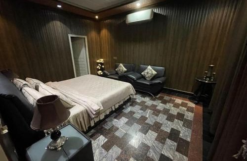 Faisalabad Casa | Country Lodges