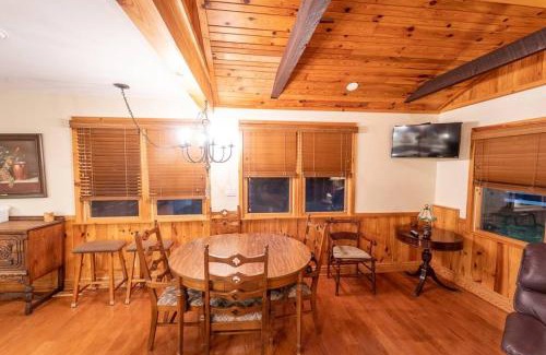 Champion Casa | Champion Charmer - Spacious Backyard with Grill home