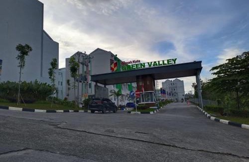 Balikpapan Apartamento | 2 BR Semi Apartment Green Valley