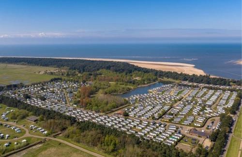 Wells-next-the-Sea Cabina | Pinewoods Saltmarsh Lodge no.2 sleeps 6 – no dogs