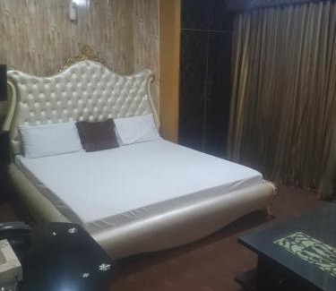Jhang Sadar Casa | Town Guest House