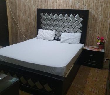Jhang Sadar Casa | Town Guest House