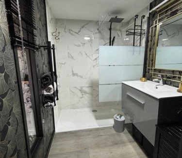 Saint-Pierre-le-Vieux Casa | La chambre d'Hôt'ize