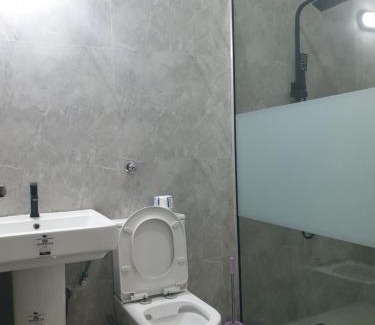 Wuse 2 Hotel | Golphins Suites & Hotel