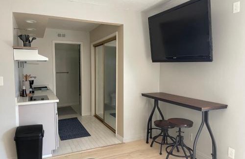 Walnut Valley Casa | Studio Stay