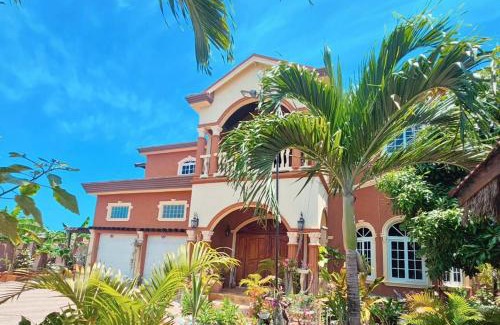 Ocho Rios Villa | Star-Apple Villa