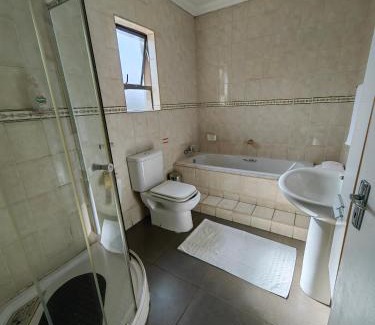 Germiston Casa | Leondale guesthouse