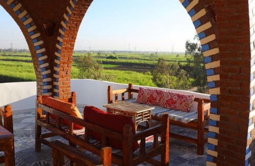 Luxor Cama Y Desayuno | villa colossi memnon