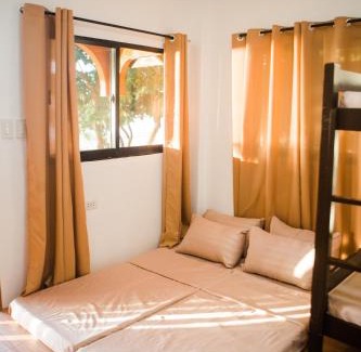 Surigao Cama Y Desayuno | Nana's Beach Surigao