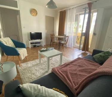 Lion d'Or - Gilarderie Apartamento | Appartement lumineux avec busway à proximité