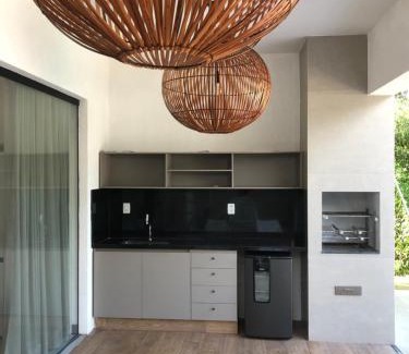 Itacimirim Casa | Casa de quatro suítes em ITACIMIRIM