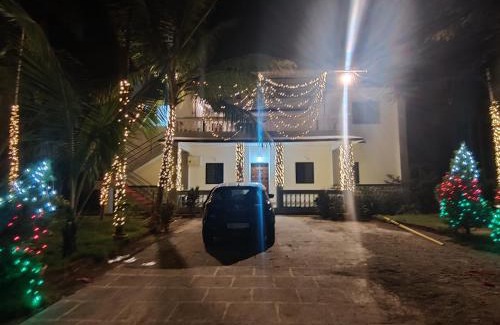 Akshi Complejo | Tavsalkar Villa
