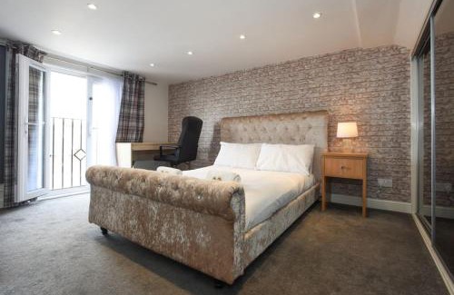 Portsmouth Casa | Spacious 4Bed Family Home near Port Solent