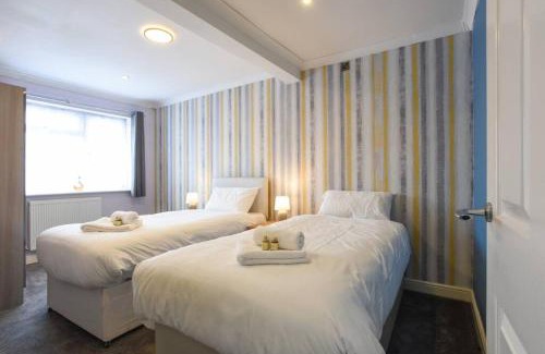 Portsmouth Casa | Spacious 4Bed Family Home near Port Solent