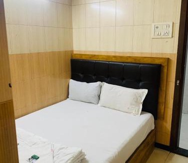 Masjid Bandar Cabina | B H Residency