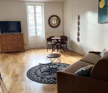 Chalon-sur-Saone Apartamento | Le vuitton