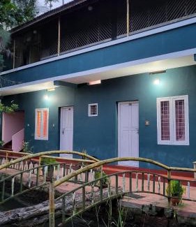 Kuzhuppilly Casa | Green Finch Lake View Garden Residency