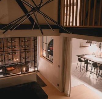 Upper Town Apartamento | Luxury 200sqm appartment / hot tub / sauna