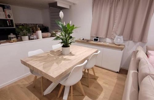 Livry-sur-Seine Casa | Maisonnette en lisière de forêt
