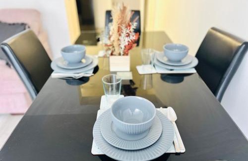 Holbrooks Casa | Spacious 5-bed house in Coventry by Seeka Stay, Ideal for business, Sleeps 7!