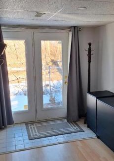 Ottawa Division Casa | Nature Retreat in the city