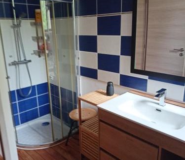 Thorigne-sur-Due Cama Y Desayuno | Chambre triple