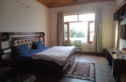 Gunehr Casa | KAMAKSHI GUEST HOUSE