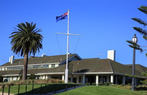 Cheltenham Hotel | The Victoria Golf Club
