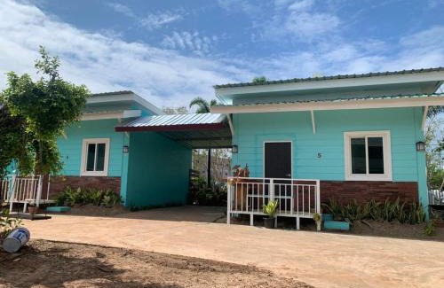 Sakon Nakhon Chalet De Esquí | ที่พักสกลนครกรีนเฮ้าส์รีสอร์ท