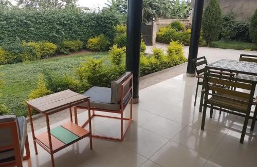 Western Province Casa | Le Parole
