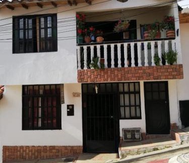 Socorro Casa | Hostal donde Blanquita