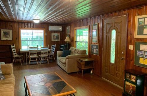 Dunnellon Casa | Florida Central area farm setting home close to HITS & WEC